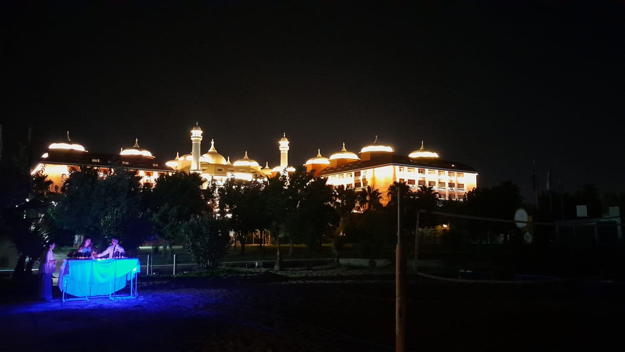 Außenansicht Royal Taj Mahal Hotel