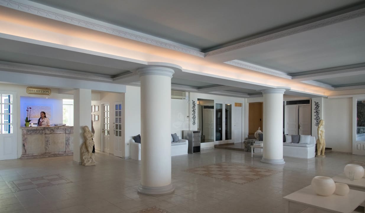 Lobby Hotel Acrogiali