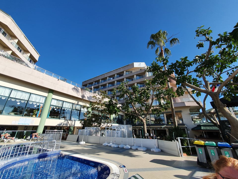 Pool Aska Hotel Just in Beach