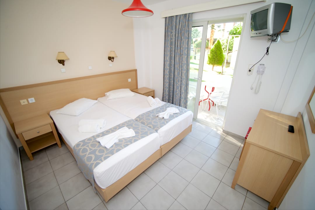 Zimmer Apartments Lenaki