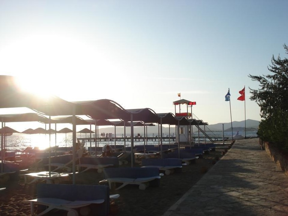 Strand Club Yali Hotels & Resort