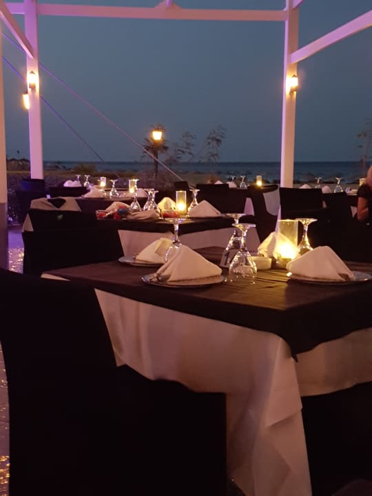 Gastro Hotel Gorgonia Beach Resort