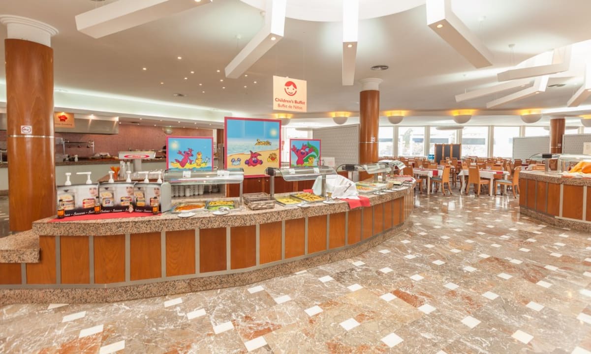 Restaurant Sirenis Seaview Country Club