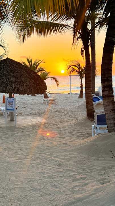 Strand Hotel Viva Dominicus Beach by Wyndham - All Inclusive Resort