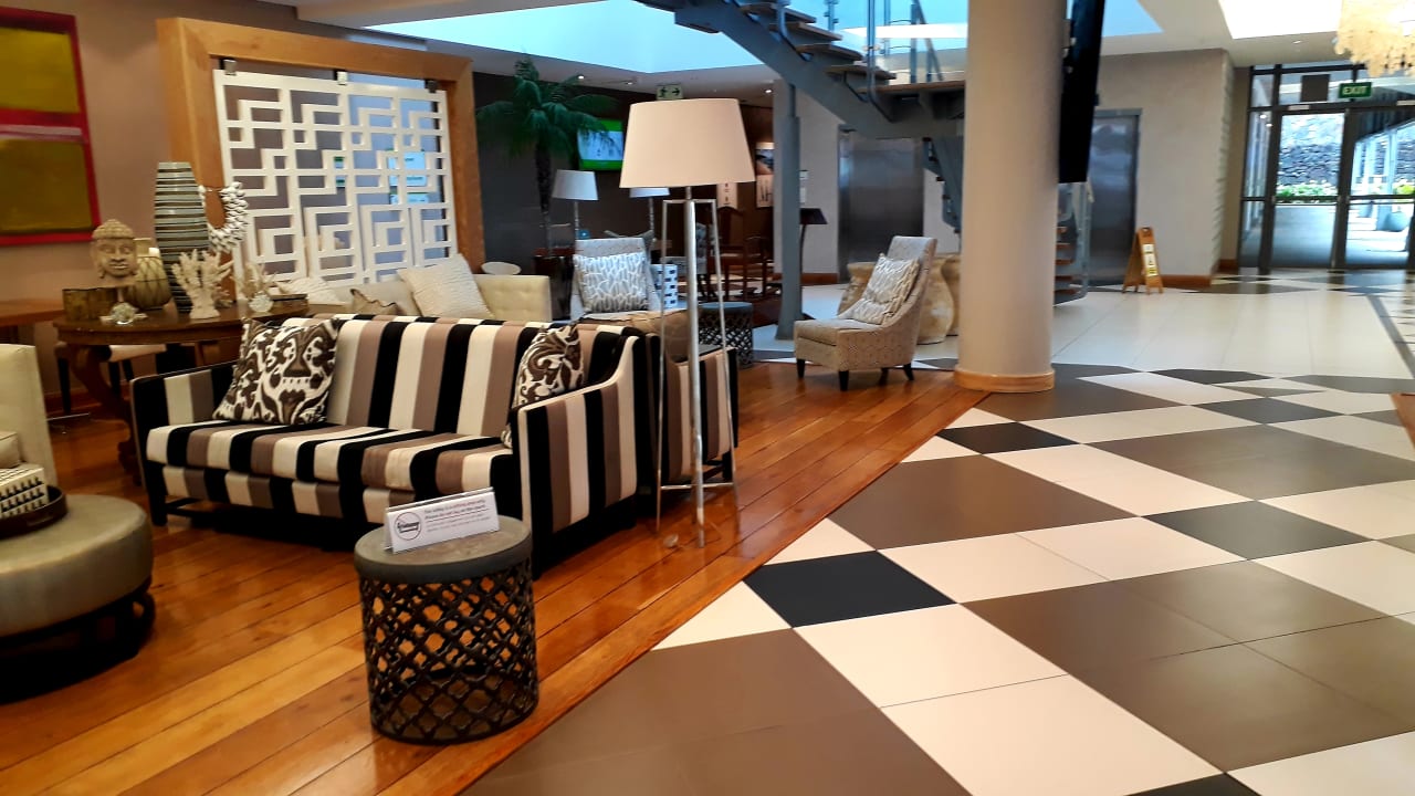 Lobby Holiday Inn Mauritius Mon Trésor