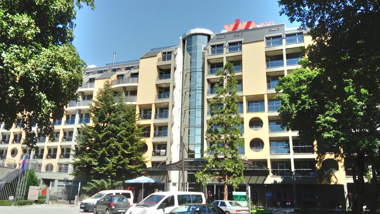 Das Haus von der Vorderseite  HVD Viva Club Hotel