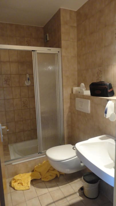 Badezimmer Hotel Mainaublick