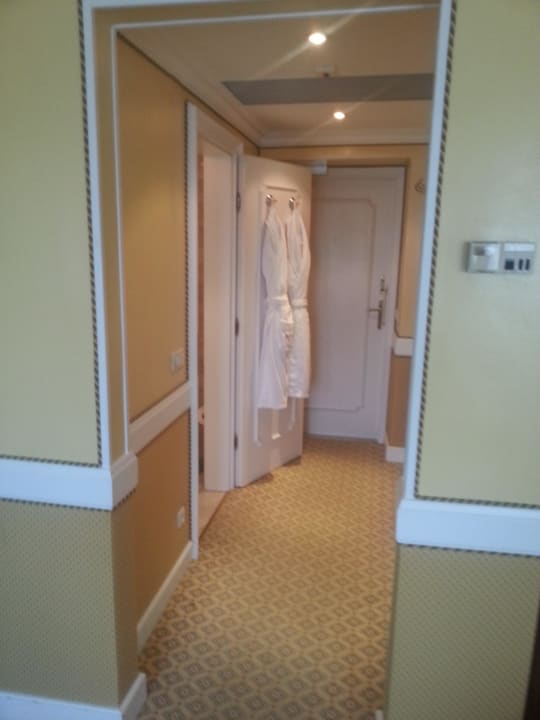 Flur im Zimmer Hotel Sacher