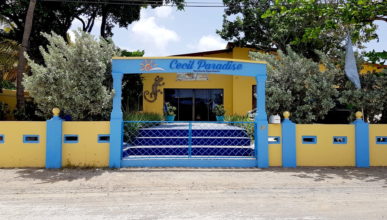 Außenansicht Hotel Cecil Paradise