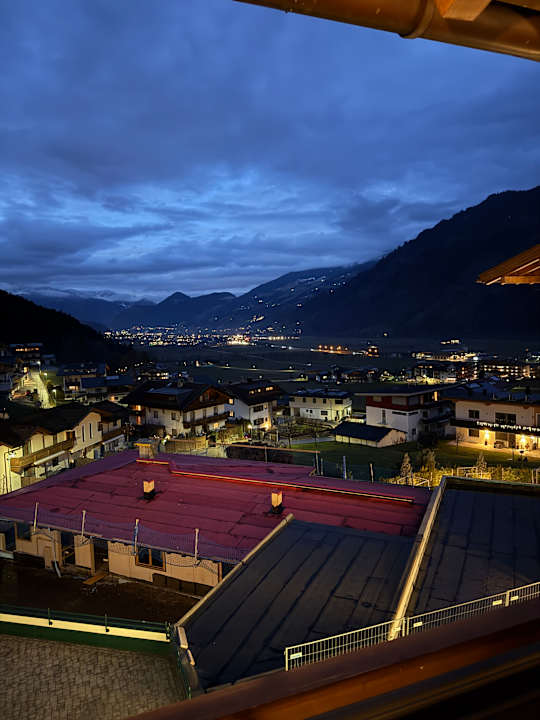 Ausblick Platzlhof - Mein Hotel im Zillertal