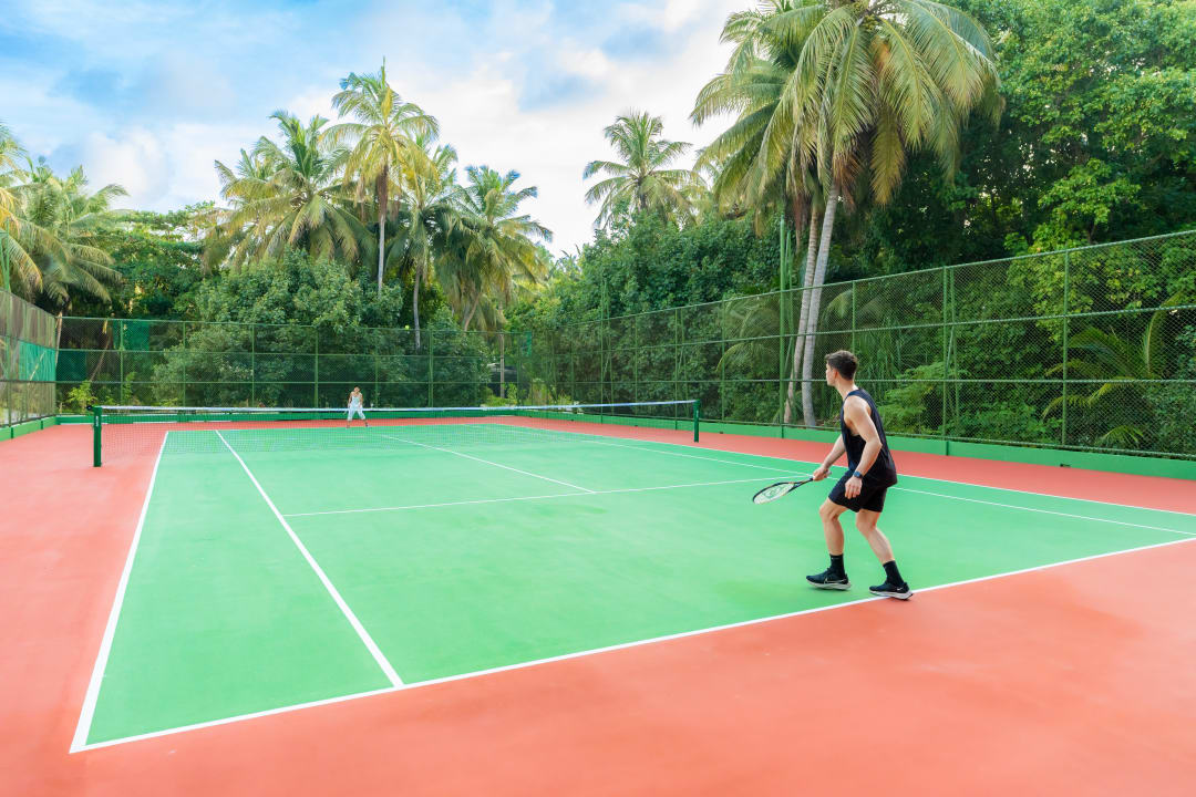 Sport & Freizeit Madifushi Private Island- Free return seaplane transfr for min 5&9 nights for 19Dec-10Jan