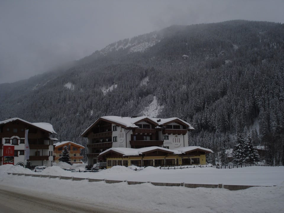 Nicht nur im Winter traumhaft!!! Hotel Eden