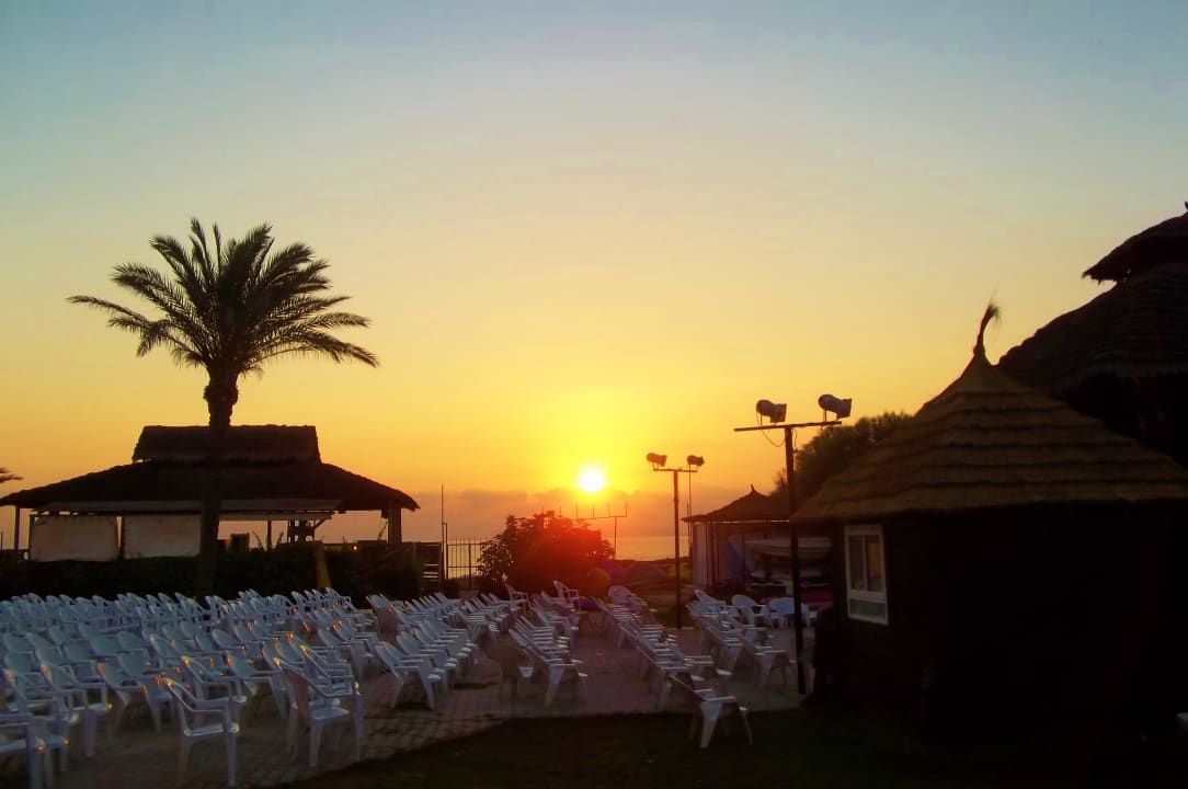 Wunderschöner Sonnenaufgang Mahdia Beach & Aquapark