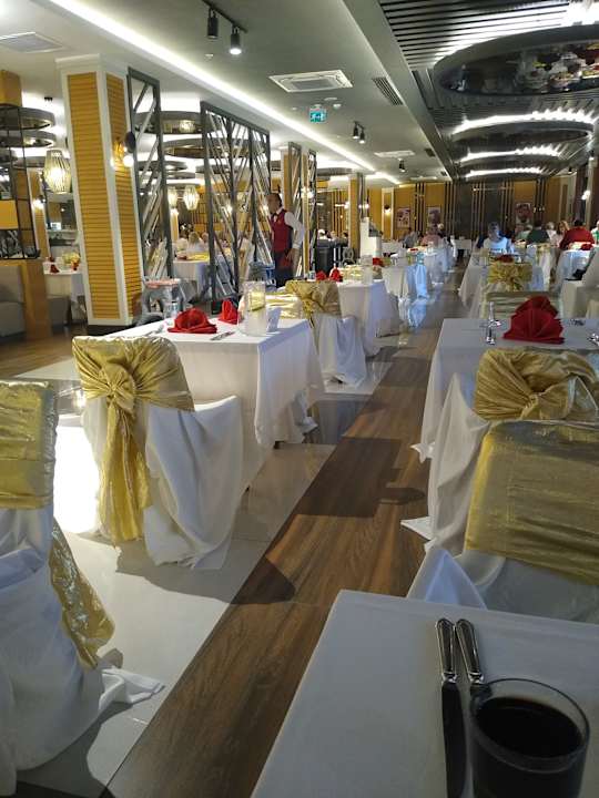 Gastro Diamond De Luxe Hotel & Spa