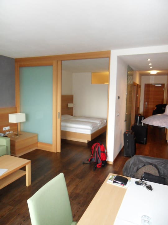 Wohn-/Schlafzimmer mit Trennwand Alagundis Apartment Residence