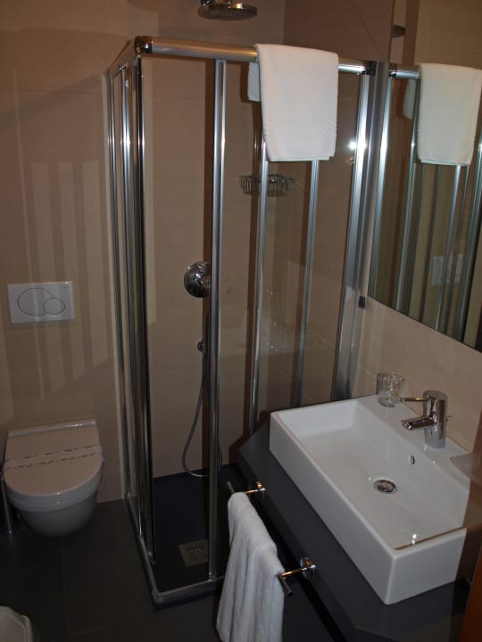 Bad Zimmer 308 Hotel Giulietta e Romeo