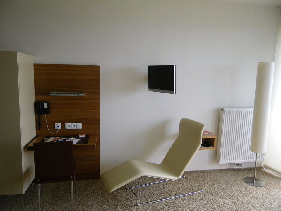 Zimmer AVIVA make friends