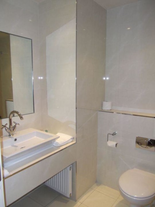 Bad Hotel Ballyroe Heights