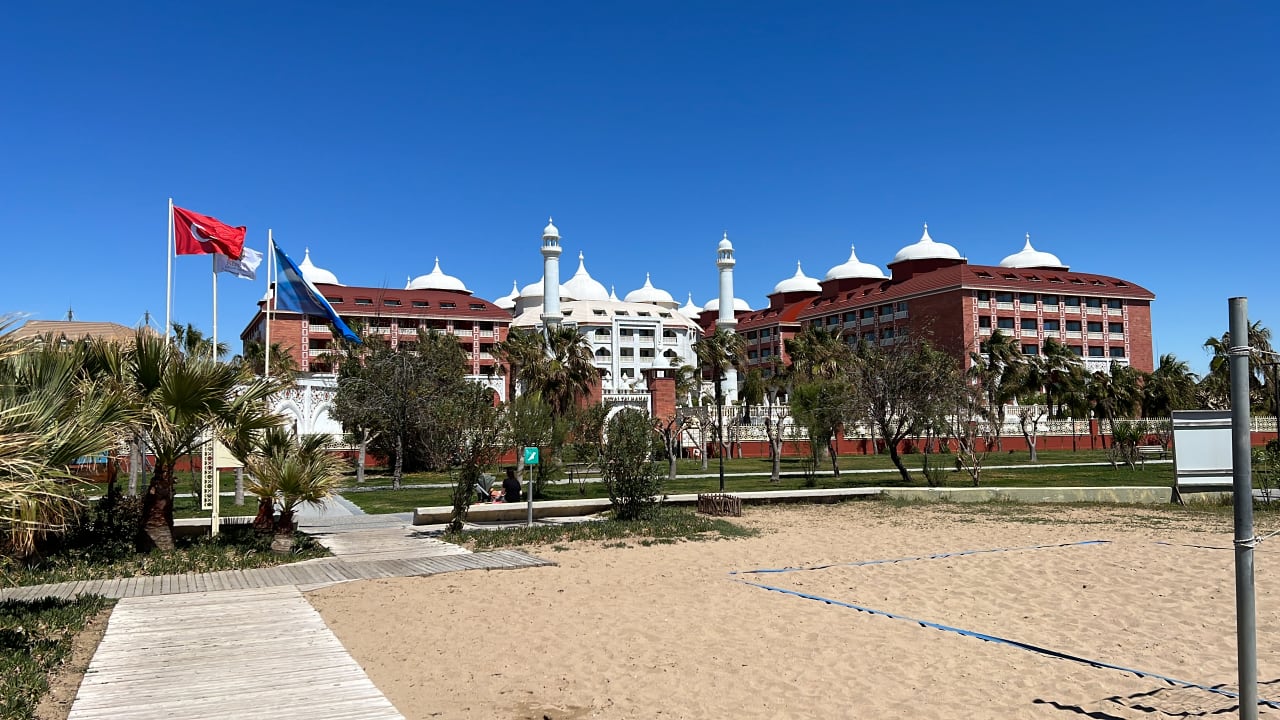 Außenansicht Royal Taj Mahal Hotel