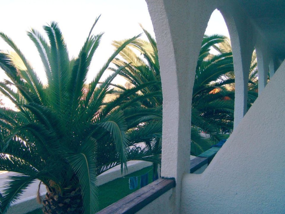 Blick vom Zimmerbalkon auf der Westseite Hotel Hermes