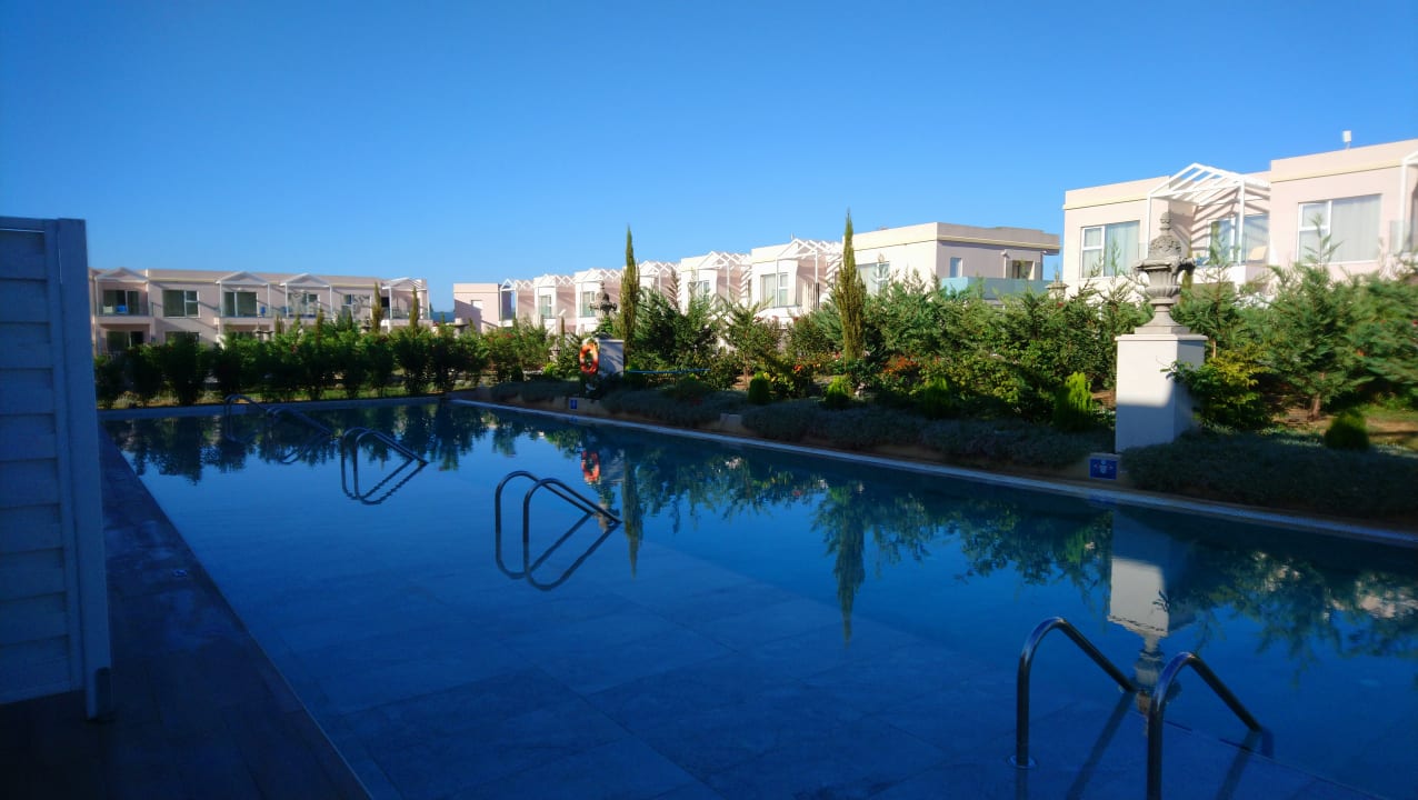 Pool Sandy Villas Resort