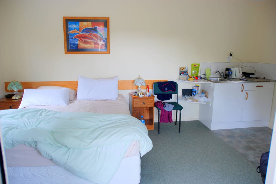 Bett und Küchennische Abel Tasman Haven Chalets