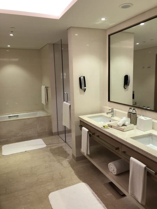 Zimmer InterContinental Fujairah Resort