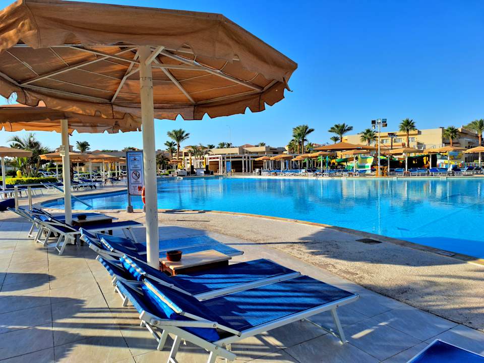 Pool Pickalbatros Royal Moderna Resort-Sharm El Sheikh