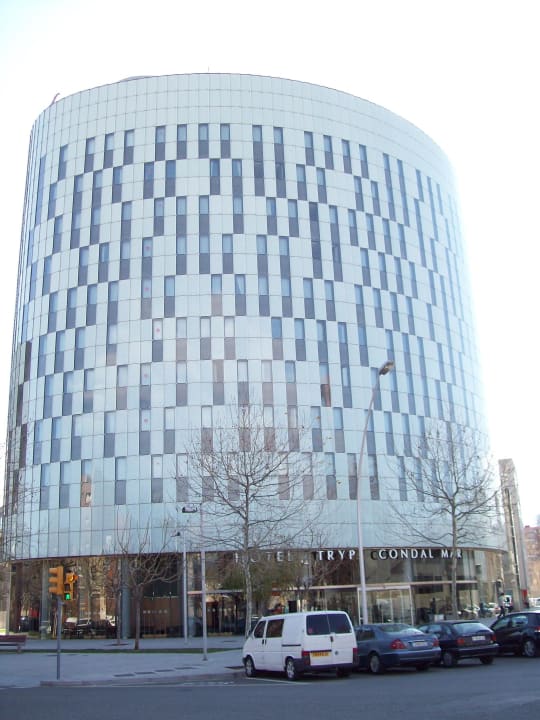 Jetz kann man sichdie  dreieckige Zimmer erklären Hotel Barcelona Condal Mar Affiliated by Meliá