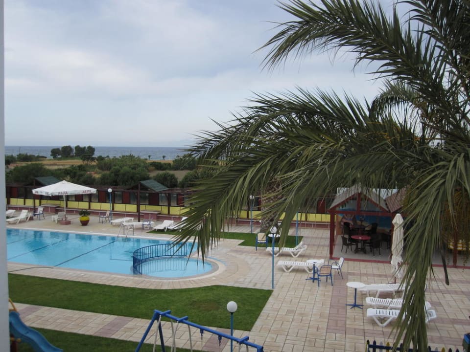 Blick vom Balkon Sea View Hotel