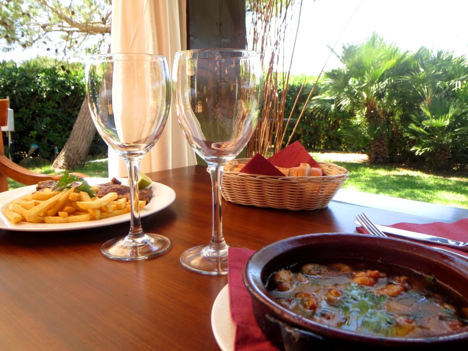 Good food selection for the halfboard Es Blau des Nord