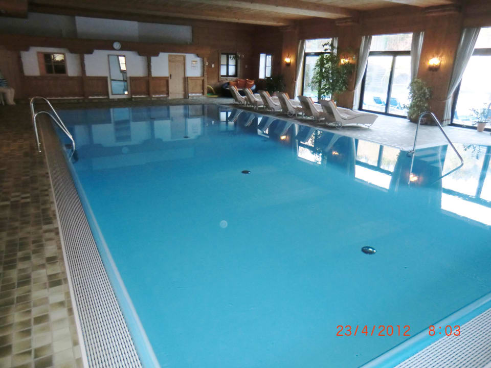 Innenpool Alm- & Wellnesshotel Alpenhof