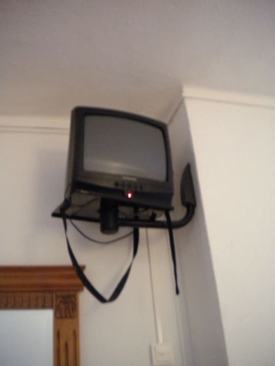 Der 20 euro TV Hotel Haromar