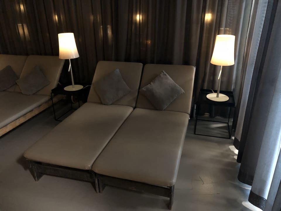 Doppelliege im Wellnessbereich LOISIUM Wine & Spa Hotel Südsteiermark