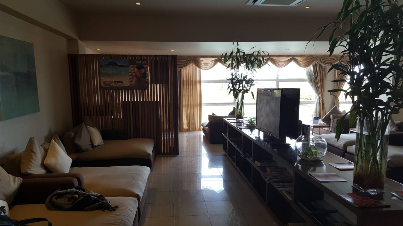 Warte-Lounge am Flughafen Sun Siyam Vilu Reef