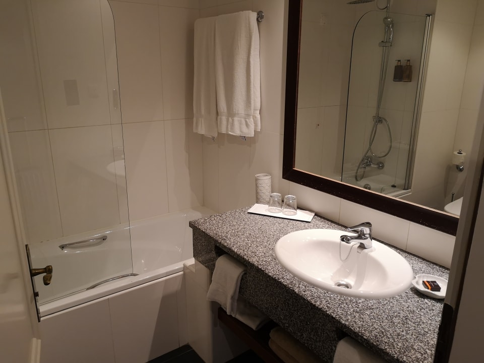 Zimmer PortoBay Falésia