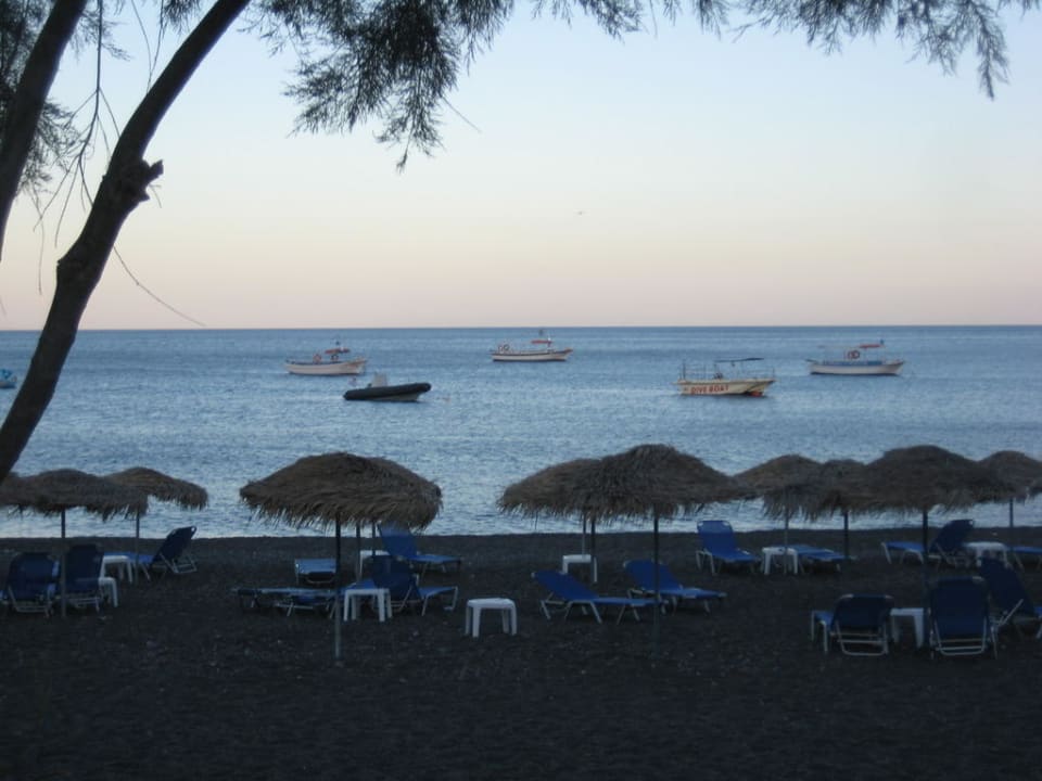 Strand von Kamari Hotel Acqua Vatos