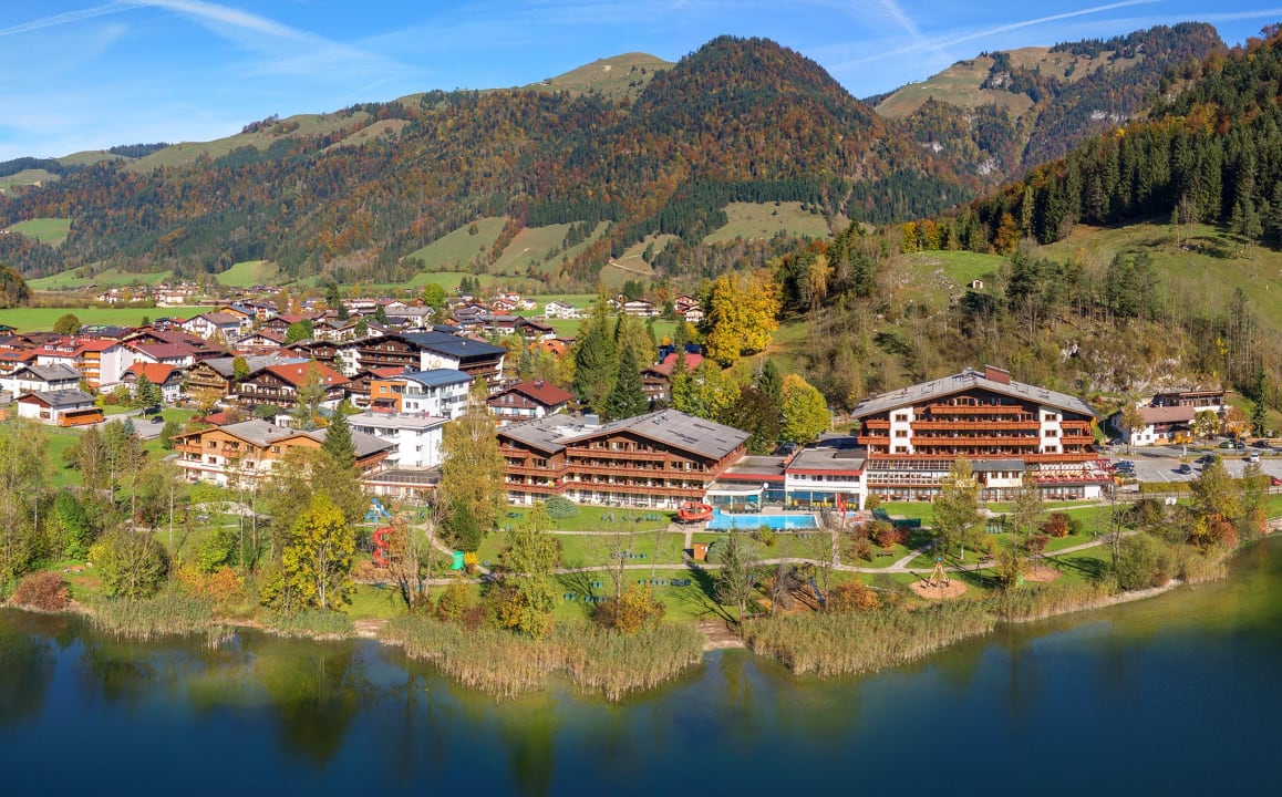 Außenansicht Hotel Bellevue am See