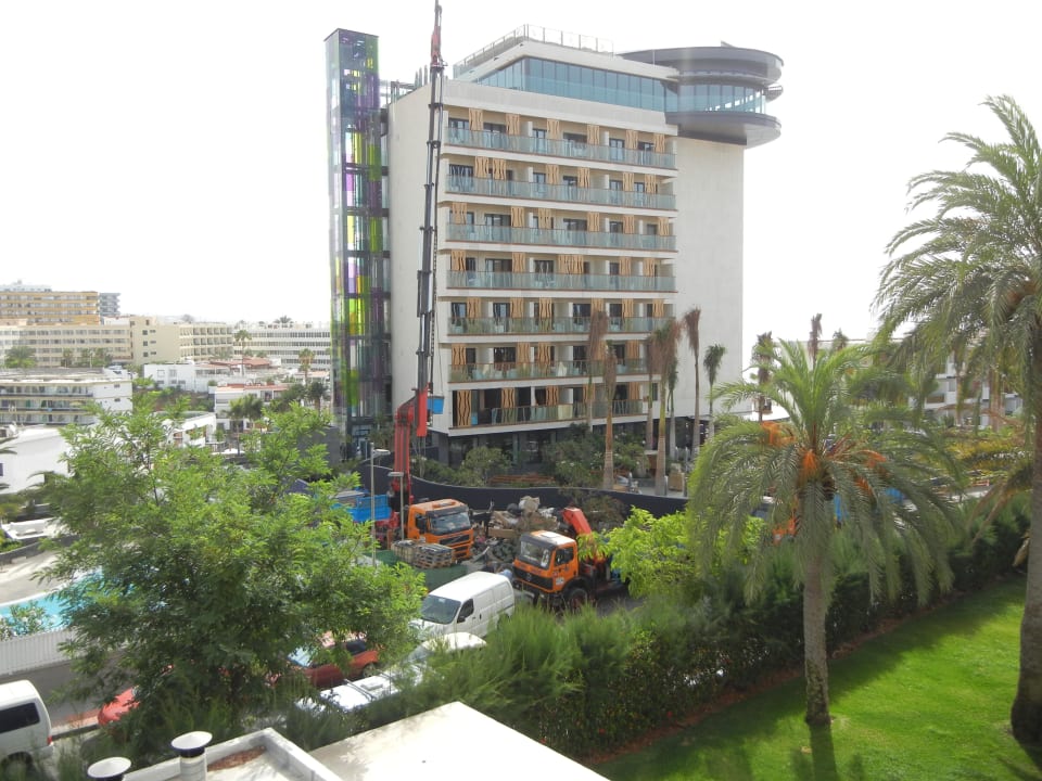 24.07.12 vom Riu Palmeras aus gesehen. Bohemia Suites & Spa - Adults only