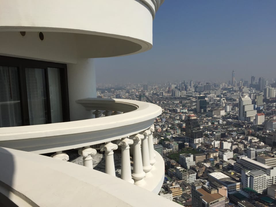 Ausblick zum Nachbarbalkon 57. Etage Hotel Lebua At State Tower