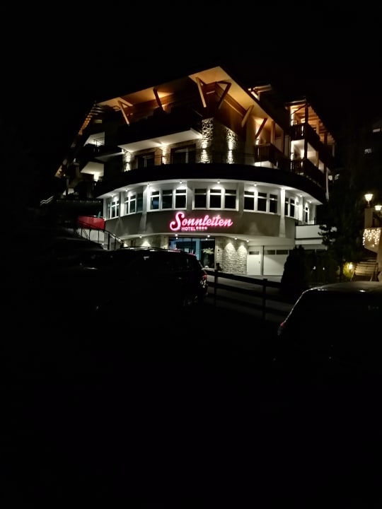 Außenansicht Hotel Sonnleiten
