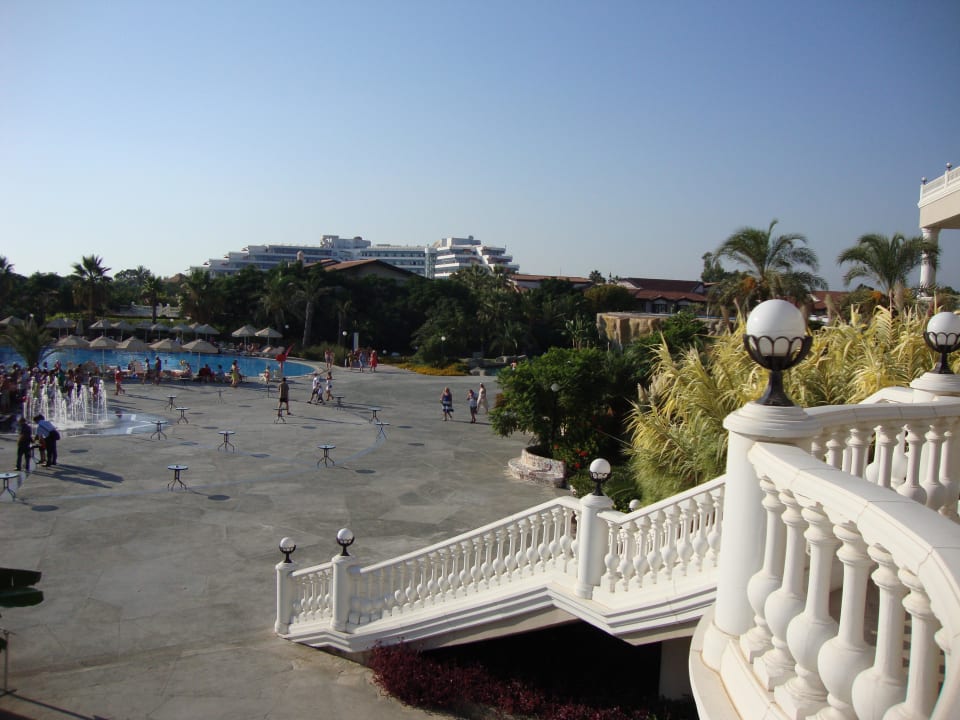 Widok z tarasów Starlight Resort Hotel