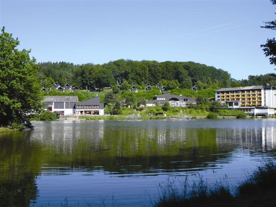Seepark von der Badebucht aus Hotel Seeblick