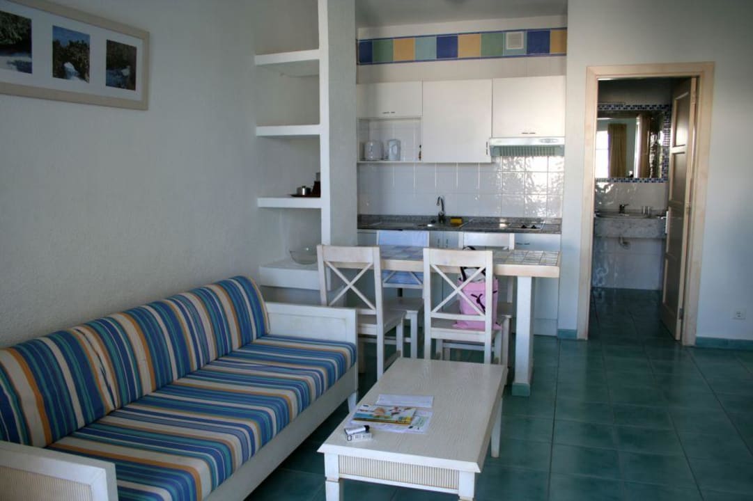 Der Wohnraum... Apartamentos LIVVO Morromar