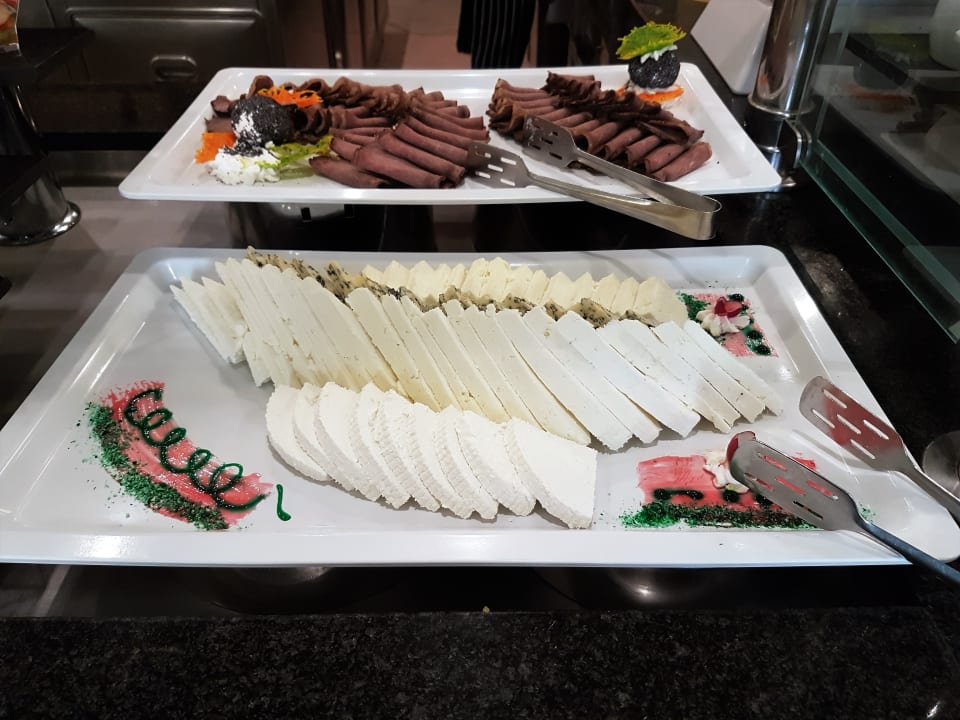 Gastro Canvas by Mitsis Family Village