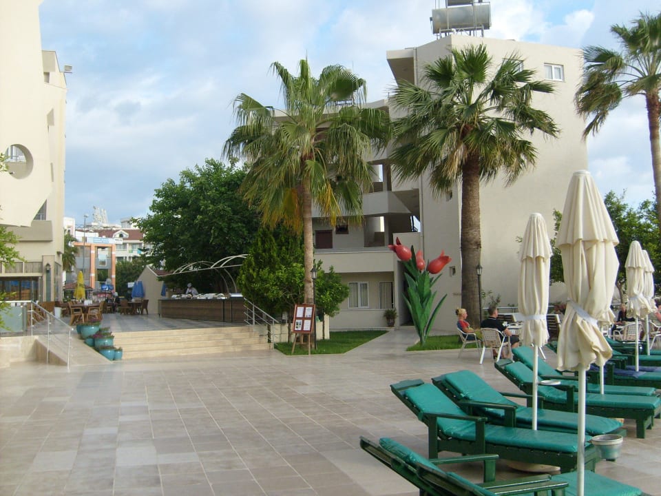 Poolanlage vom Nerton Beach Nerton Hotel - Erwachsenenhotel ab 16 Jahren