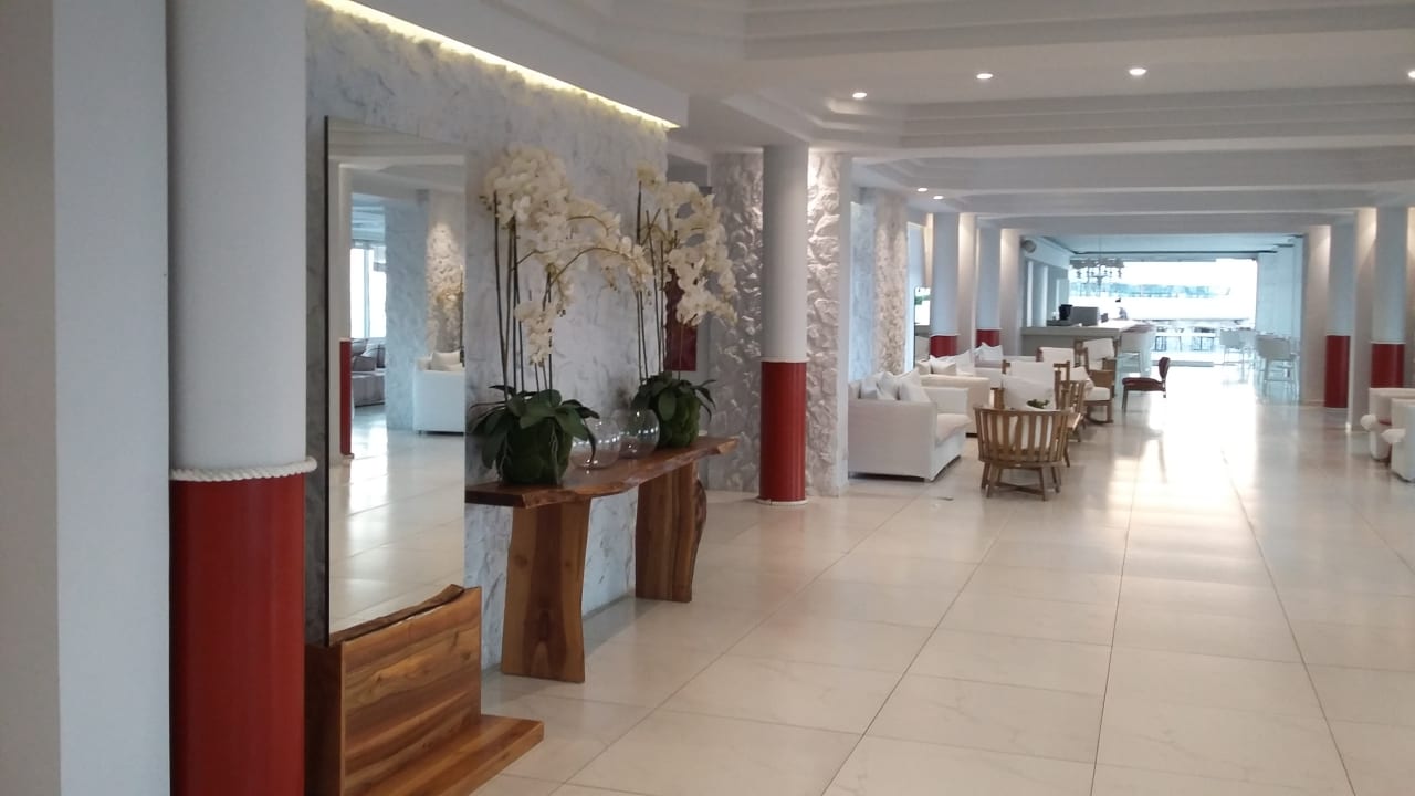 Lobby Dimitra Beach Hotel & Suites