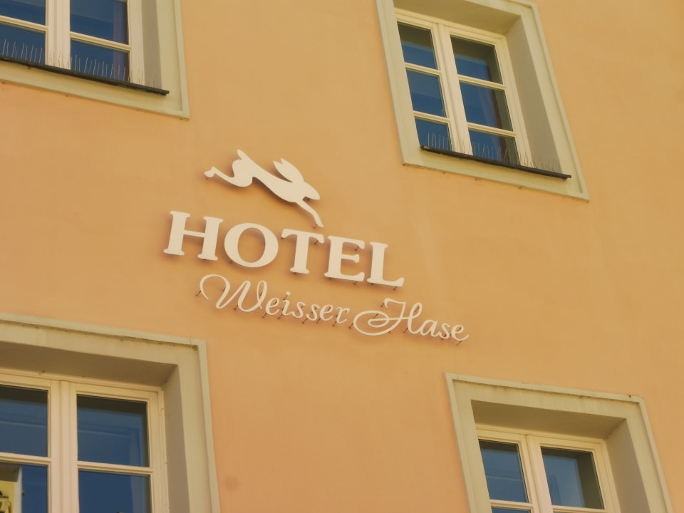Außenansicht Premier Inn Passau Weißer Hase