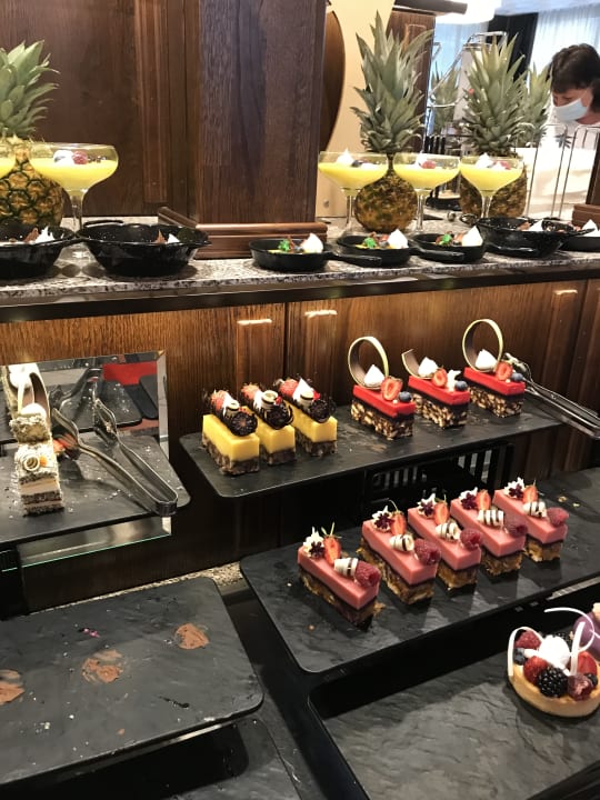 Gastro Hotel Palace, Sunny Day Resort