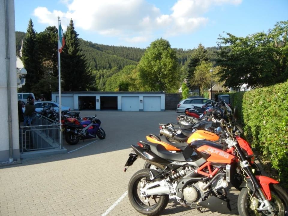Voller Parkplatz Hotel Bigger Hof